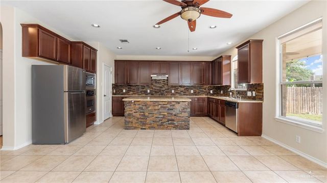 2316 Fairmont Avenue, Mcallen, TX 78504