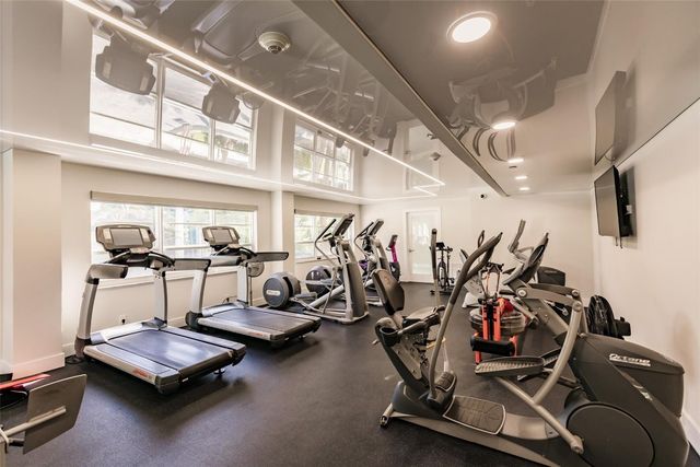 340 Sunset Drive 608, Fort Lauderdale, FL 33301