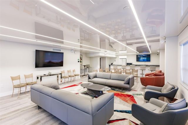 340 Sunset Drive 608, Fort Lauderdale, FL 33301