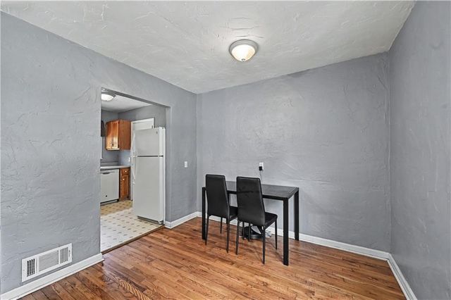 100 NE 73rd Street, Gladstone, MO 64118