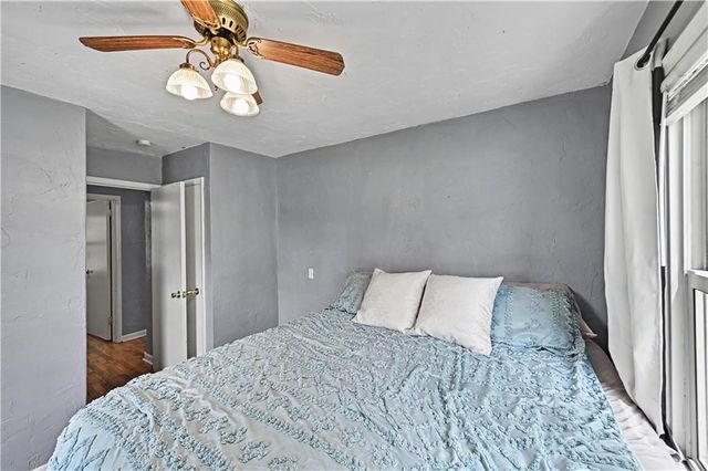 100 NE 73rd Street, Gladstone, MO 64118