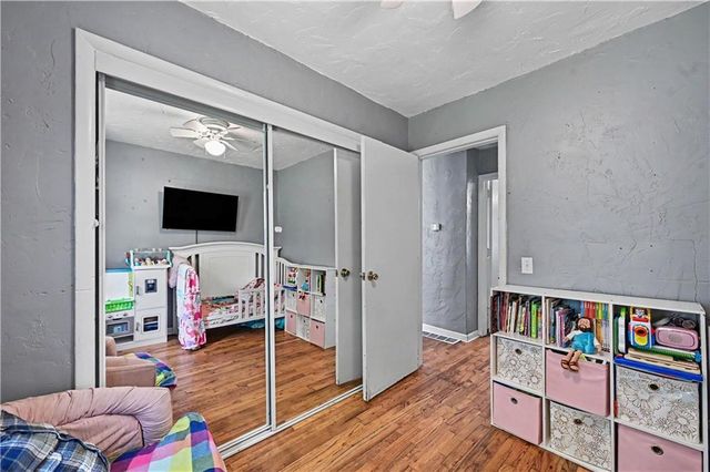 100 NE 73rd Street, Gladstone, MO 64118