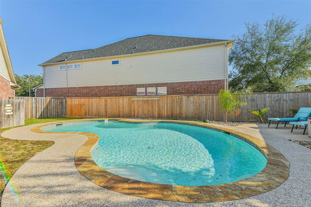 19022 Greenleaf Ridge Court, Cypress, TX 77429