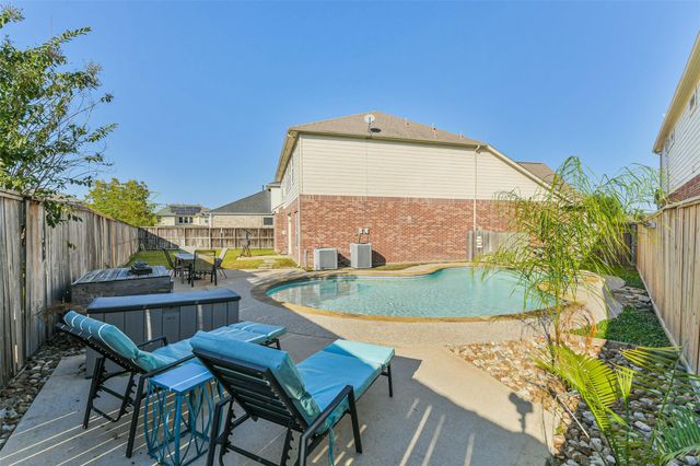 19022 Greenleaf Ridge Court, Cypress, TX 77429