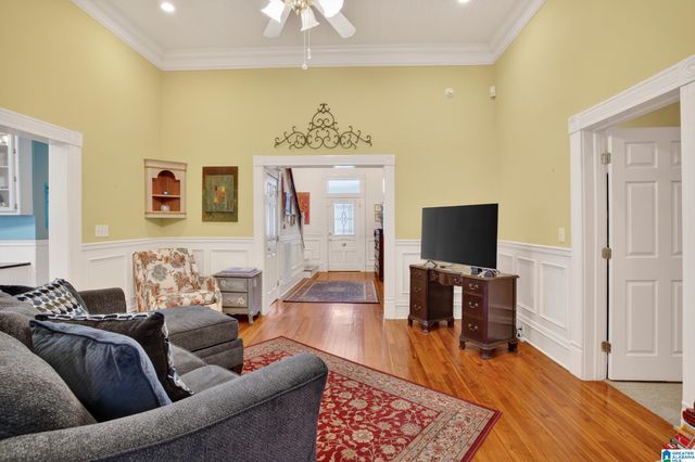 200 S NORTON AVENUE, Sylacauga, AL 35150