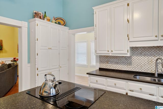 200 S NORTON AVENUE, Sylacauga, AL 35150