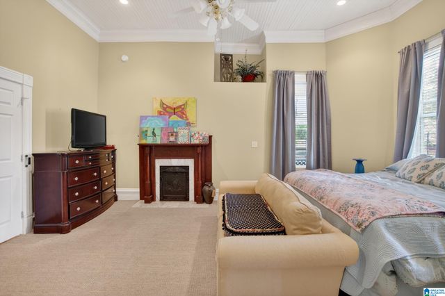 200 S NORTON AVENUE, Sylacauga, AL 35150