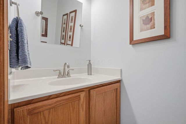9298 Auburn Court, Powell, OH 43065