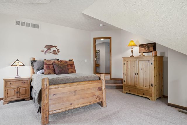 9298 Auburn Court, Powell, OH 43065