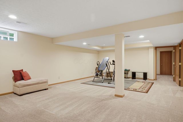 9298 Auburn Court, Powell, OH 43065