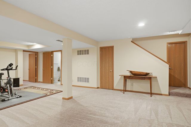 9298 Auburn Court, Powell, OH 43065