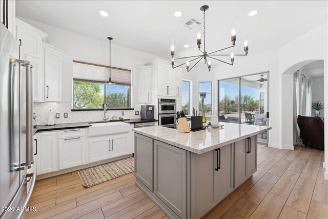 14604 E PEAK VIEW Road, Scottsdale, AZ 85262