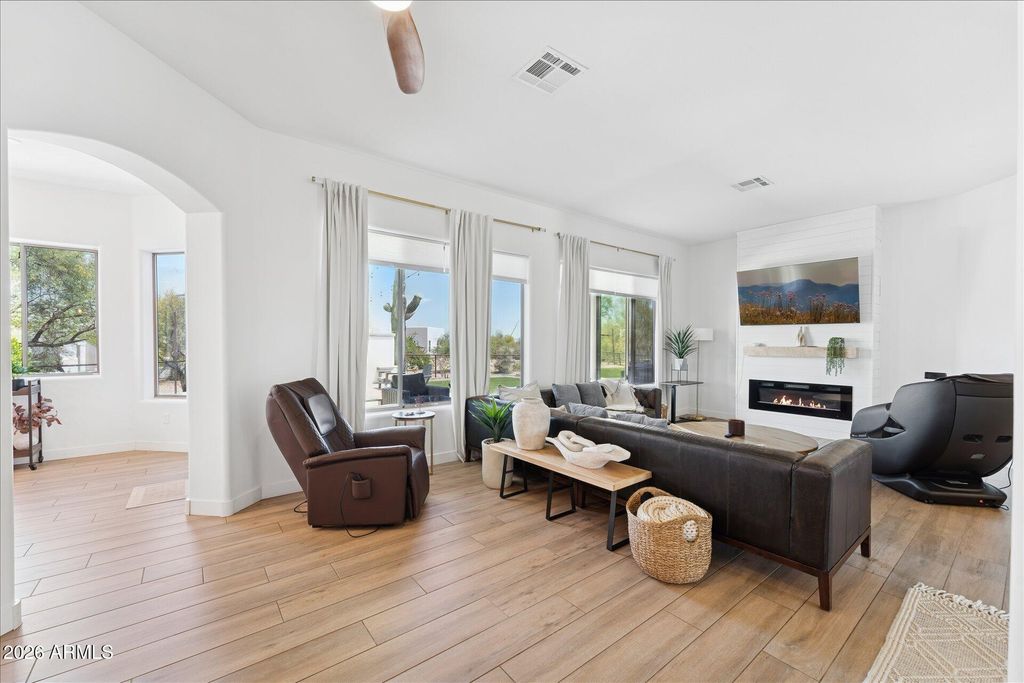 14604 E PEAK VIEW Road, Scottsdale, AZ 85262