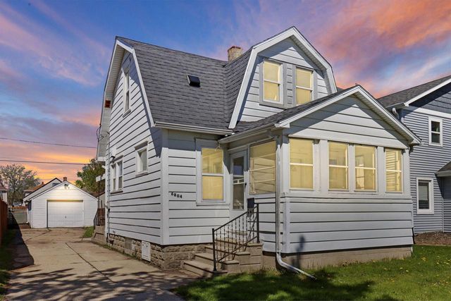 6804 34th AVENUE, Kenosha, WI 53142
