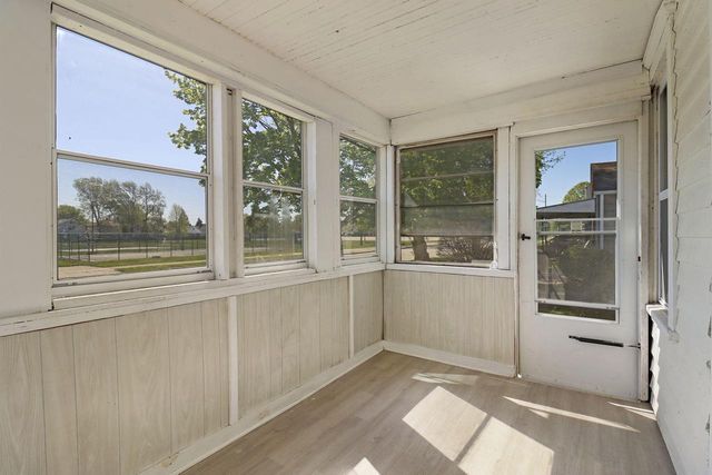 6804 34th AVENUE, Kenosha, WI 53142