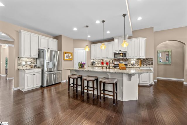 105 Brennan Place, Greenville, SC 29609