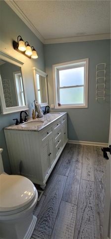 24761 Chiles Road, Paola, KS 66071