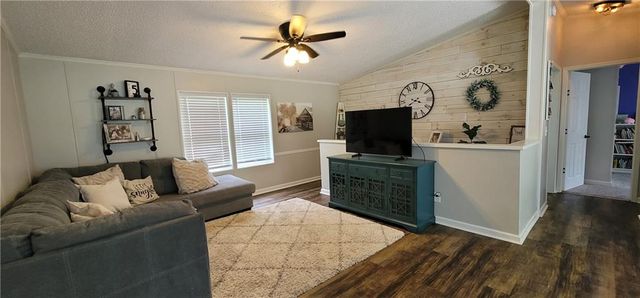 24761 Chiles Road, Paola, KS 66071