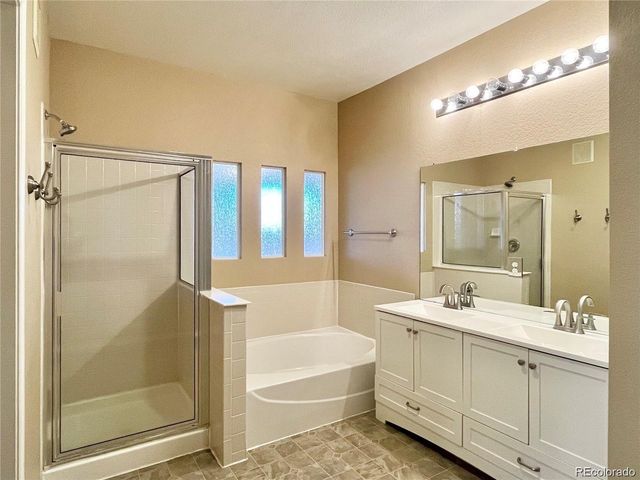 6725 S Winnipeg Cir 106, Aurora, CO 80016