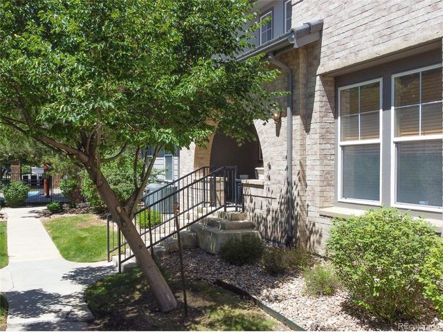 6725 S Winnipeg Cir 106, Aurora, CO 80016