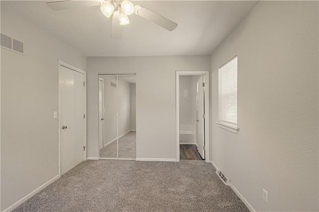 404 NE Castle Drive, Lee's Summit, MO 64063