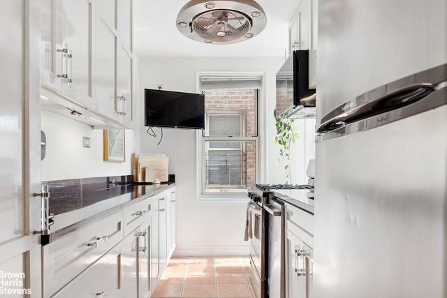 340 Haven Ave Apt 4H, New York City, NY 10033