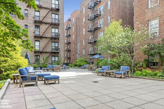 340 Haven Ave Apt 4H, New York City, NY 10033