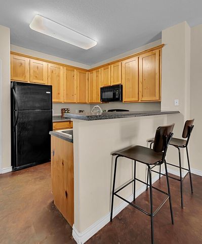 137 Flat Creek Drive, Robinson, TX 76706