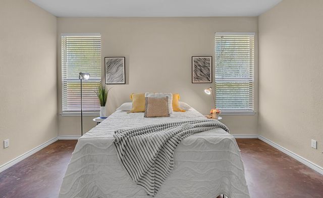 137 Flat Creek Drive, Robinson, TX 76706