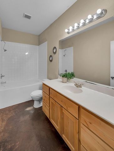 137 Flat Creek Drive, Robinson, TX 76706