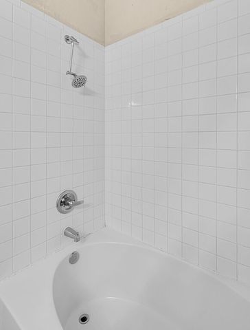 137 Flat Creek Drive, Robinson, TX 76706