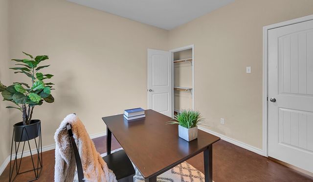 137 Flat Creek Drive, Robinson, TX 76706