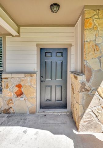 137 Flat Creek Drive, Robinson, TX 76706