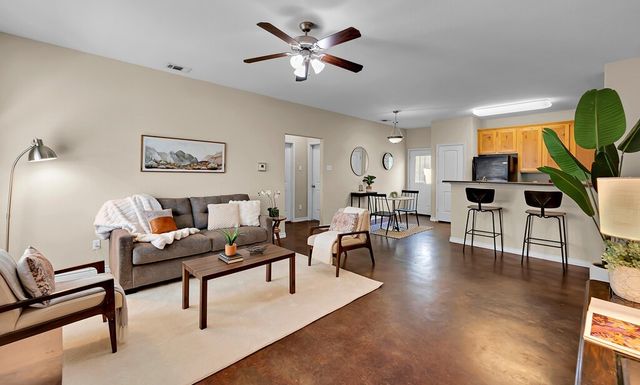 137 Flat Creek Drive, Robinson, TX 76706