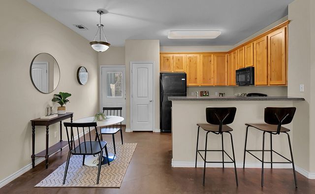 137 Flat Creek Drive, Robinson, TX 76706