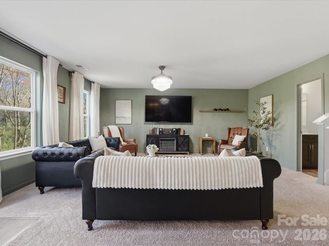 422 Perry Lane, Marshville, NC 28103