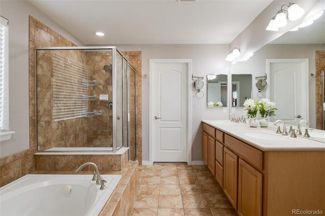 6236 S Millbrook Way, Aurora, CO 80016