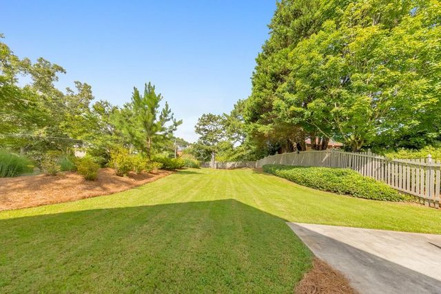 3901 Hazelhurst Drive, Marietta, GA 30066