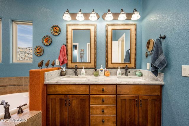 4985 Cripple Creek Road, Las Cruces, NM 88011