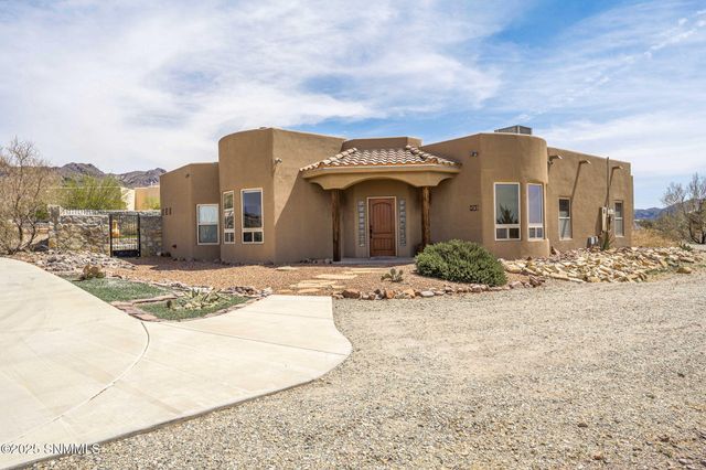4985 Cripple Creek Road, Las Cruces, NM 88011