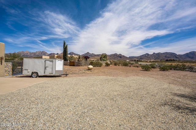 4985 Cripple Creek Road, Las Cruces, NM 88011