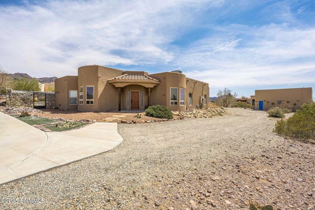 4985 Cripple Creek Road, Las Cruces, NM 88011