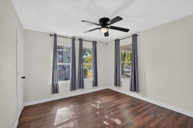 2739 Kingston Street, Dallas, TX 75211