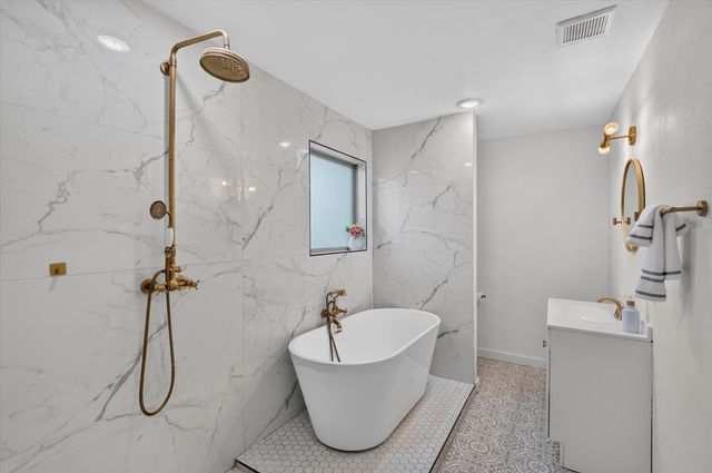 2739 Kingston Street, Dallas, TX 75211