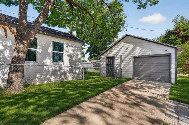 2739 Kingston Street, Dallas, TX 75211