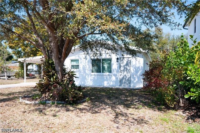 2685 Van Buren AVE, Naples, FL 34112