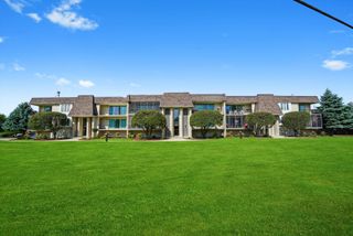 15713 BRASSIE Court 1S, Orland Park, IL 60462