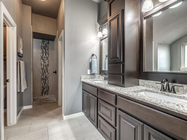 8720 NW 109th Terrace, Oklahoma City, OK 73162