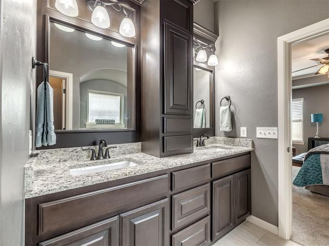 8720 NW 109th Terrace, Oklahoma City, OK 73162