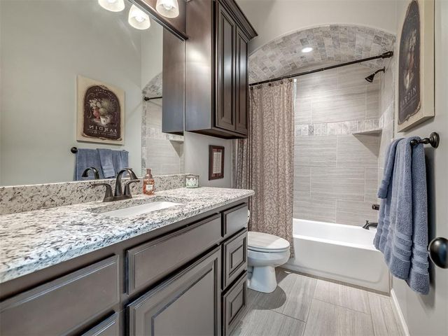 8720 NW 109th Terrace, Oklahoma City, OK 73162